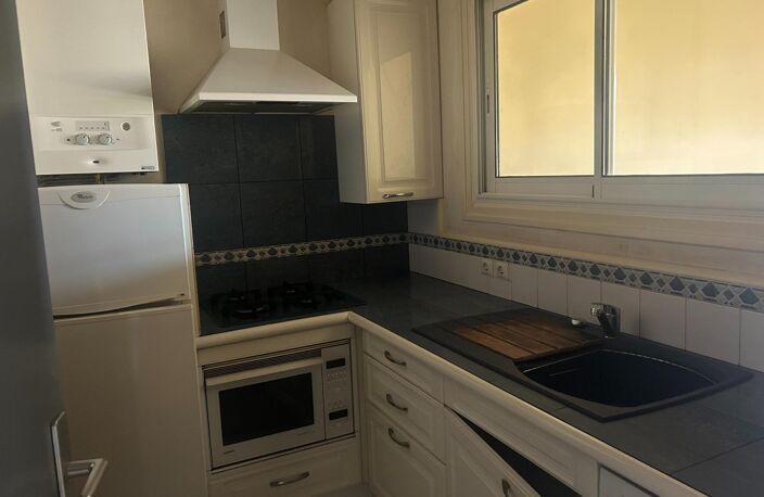 Appartement T2 en hypercentre belle vue sur l'odet — photo 5