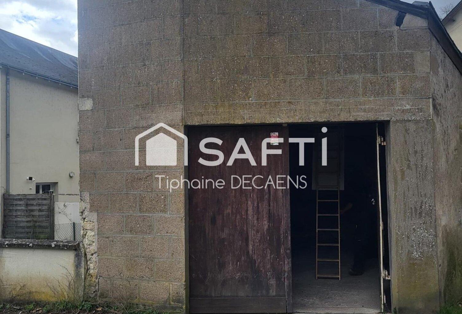 garage avec mezzanine, pouvant devenir un logement — photo 1