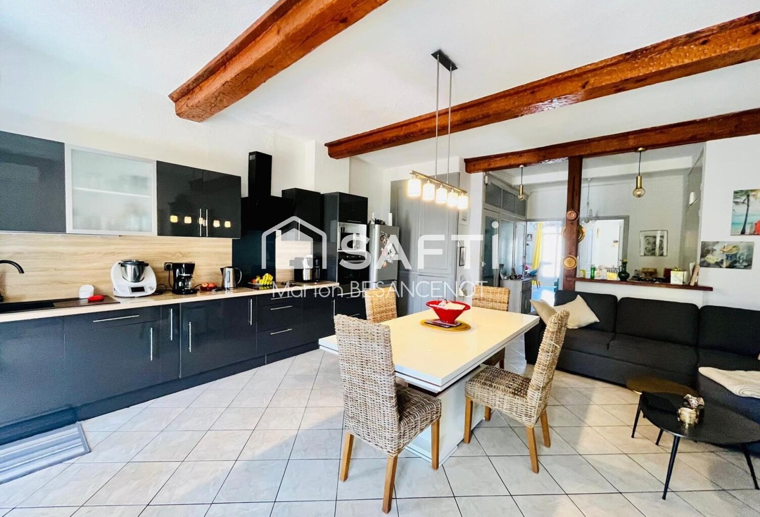 Grande maison familiale 165m² avec grand garage et jardin — photo 1