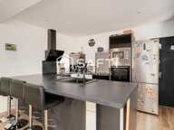 Proche commerces, Axe A31, rénovation 2012. — photo 4