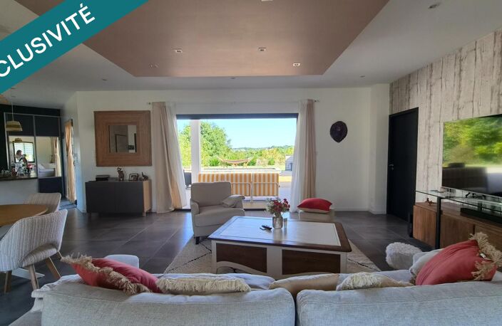 Villa contemporaine - 143m2 - 4 chambres - terrasse - piscine — photo 3