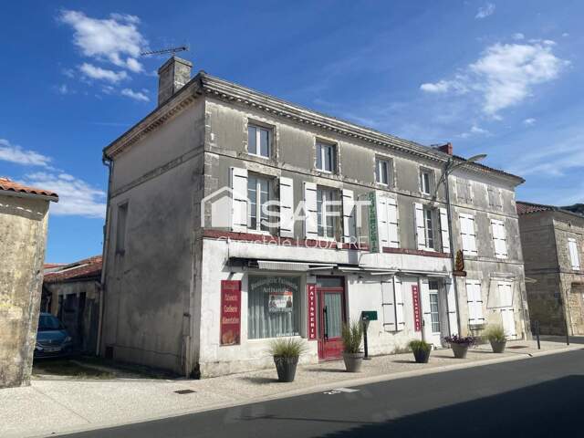 Maison de ville avec 4 chambres, garage — photo du bien