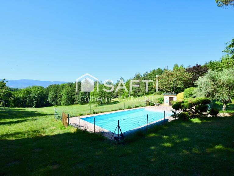 Propriété avec piscine dans un écrin de verdure — photo 1