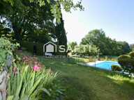Propriété avec piscine dans un écrin de verdure — photo 2