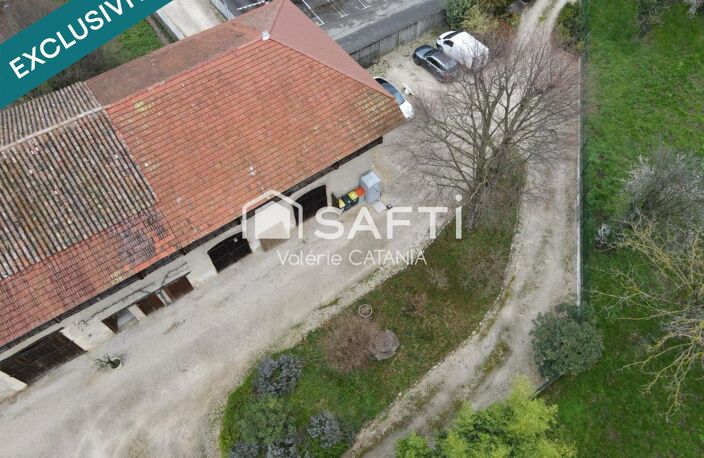 Tullins - Grange à rénover de 165m² au plancher sur parcelle d'environ 900m². — photo 2