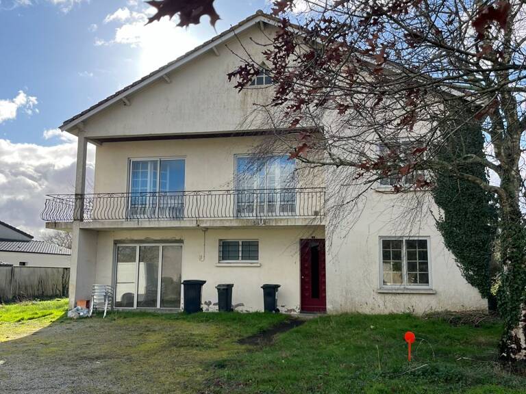 Vente Maison/villa 9 pièces — photo 1