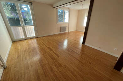 Appartement 3 pièces 690 €
