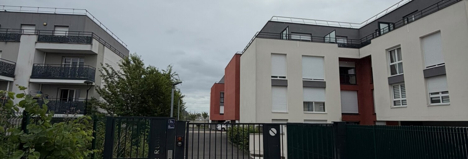 Garage  12 m² à vendre à Pontault-Combault (77340)