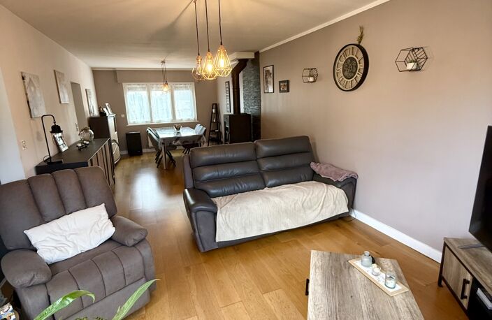 Vente Maison/villa 6 pièces — photo 3