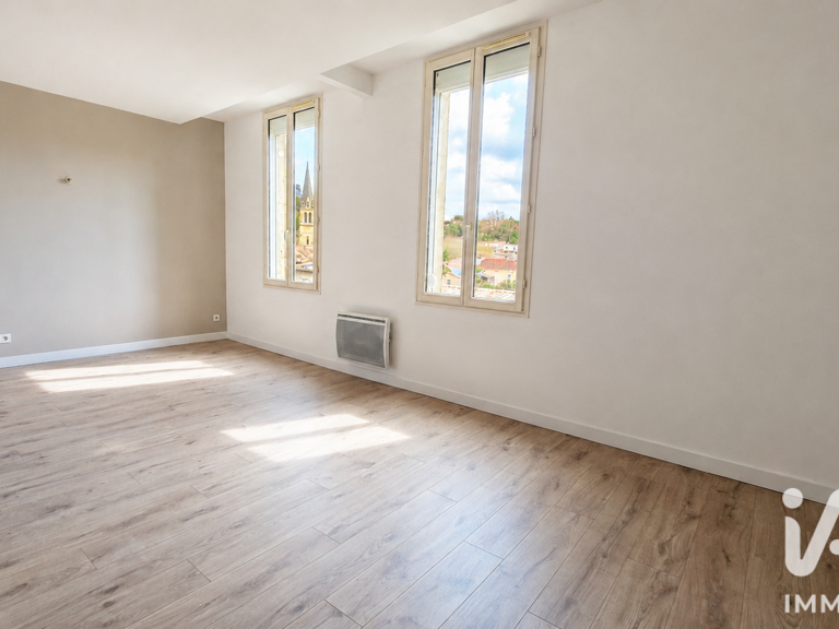 Location Appartement 1 pièce — photo 1