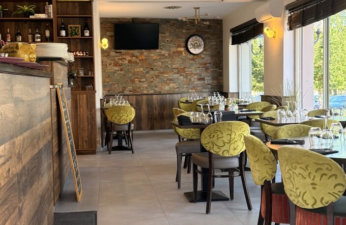 Vente Restaurant 240 m&sup2; — photo 2