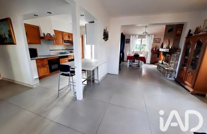 Vente Maison traditionnelle 8 pièces — photo 2
