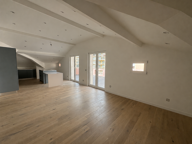 MENTON CENTRE - APPARTEMENT 3 PIECES EN DERNIER ETAGE AVEC T — photo 2