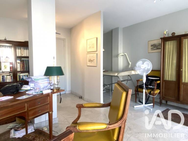 Vente Boutique/Local commercial 75 m&sup2; — photo 1