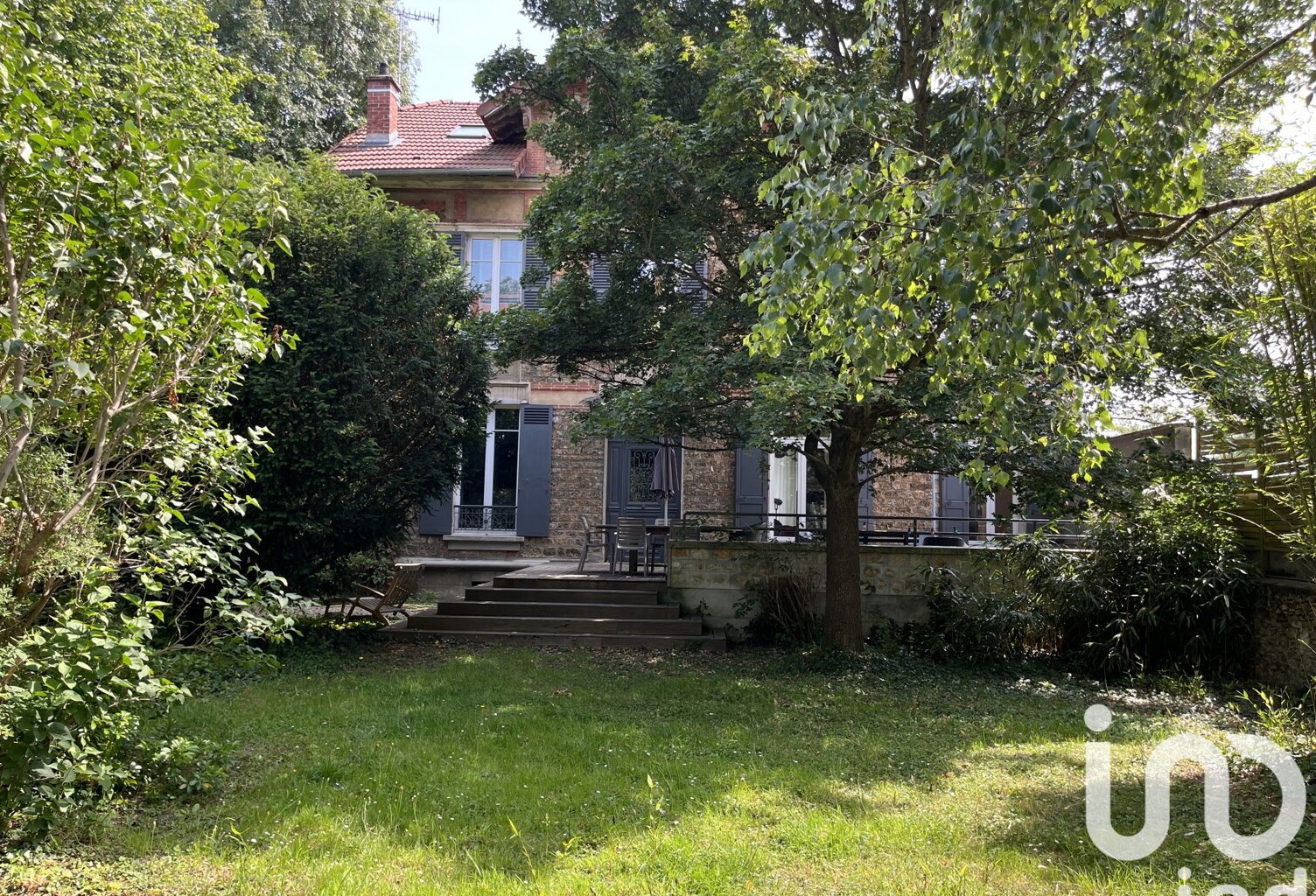 Vente Maison/villa 9 pièces — photo 1