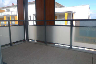 Appartement 3 pièces 745 €