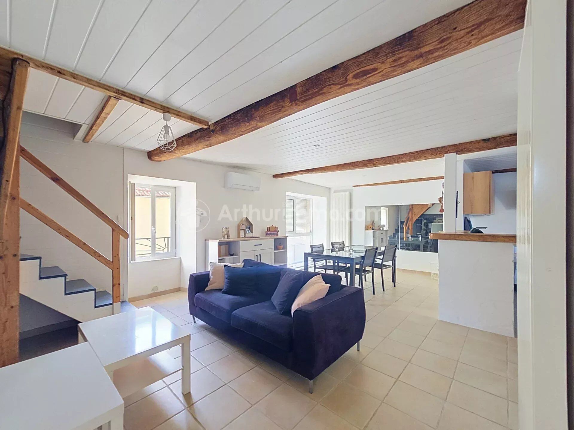 Maison 4 pièces 110 m² · à Saint-Genès-Champanelle · 110 m² · 1 350 €/mois