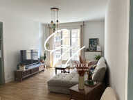Grenoble - T3 + C de 76m² entièrement rénové — photo 2