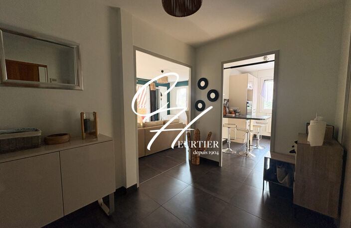 Appartement 3 pièces avec balcon et garage  Voiron centre-vi — photo 3