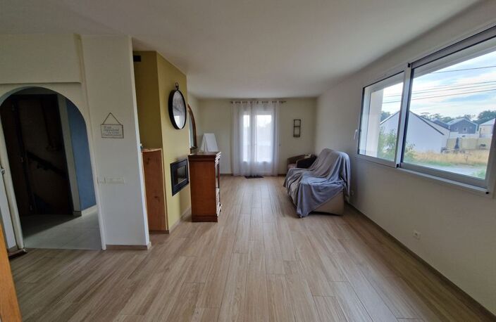 Maison avec vie de plain pied proche du centre bourg de La — photo 2