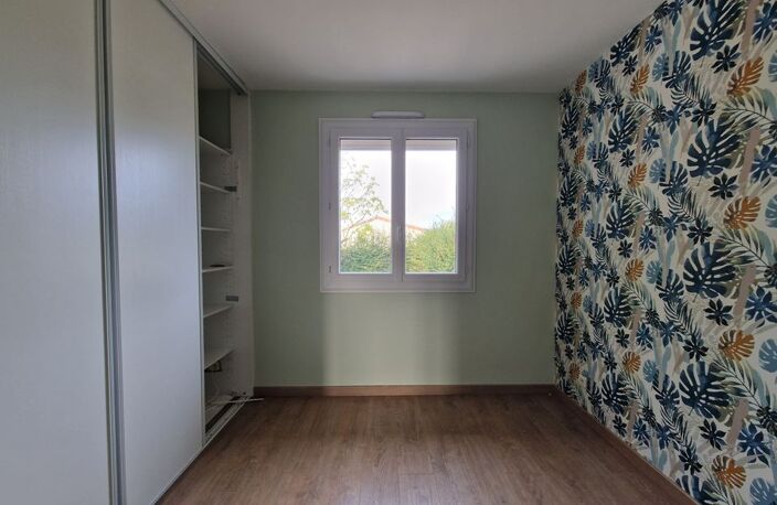 Maison avec vie de plain pied proche du centre bourg de La — photo 5