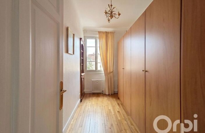 Appartement À Vendre à Vichy — photo 5