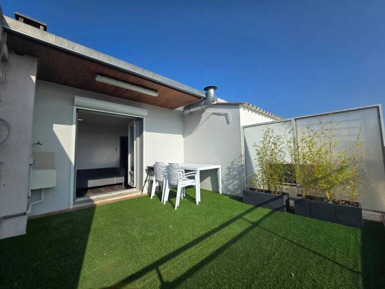 T2 meublé de 29m² avec terrasse - PROCHE CENTRE VILLE — photo 1