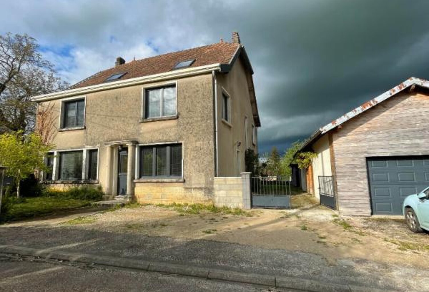 MAISON FRASNE LE CHATEAU - DISPONIBLE  au 1er octobre — photo 1