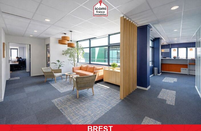 FINISTERE - Brest (29200) - A VENDRE - LOCAUX DISPONIBLES DE 462M² POUR 2027 - 14 BUREAUX - 2 SALLES DE REUNION - IMMEUBLE DALLE BETON DE 2011 - ASCENSEUR - 30 PLACES DE PARKING — photo 4