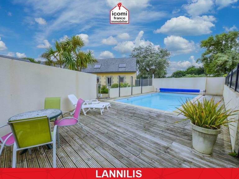 FINISTERE - Lannilis (29870) - A VENDRE - MAISON T8 201M² + 3 GITES T4 92M², T3 50M² ET T3 50M² - DOUBLE GARAGE - CARPORT - SPA - PISCINE - TERRAIN CLOS DE 2350M² — photo 1