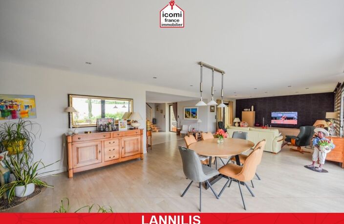 FINISTERE - Lannilis (29870) - A VENDRE - MAISON T8 201M² + 3 GITES T4 92M², T3 50M² ET T3 50M² - DOUBLE GARAGE - CARPORT - SPA - PISCINE - TERRAIN CLOS DE 2350M² — photo 5