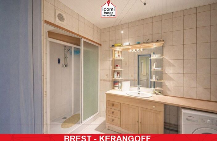 FINISTERE - Brest (29200) - SPECIAL INVESTISSEUR - APPARTEMENT - 2 CHAMBRES - DALLE BETON - LOCATAIRE EN PLACE -  SECTEUR CALME - PARKING PRIVE - CAVE — photo 4