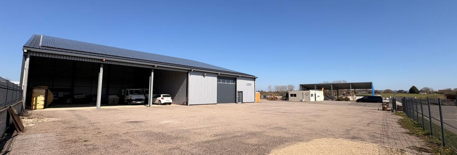 Local industriel  570 m² à vendre à Anglars-Saint-Félix (12390)