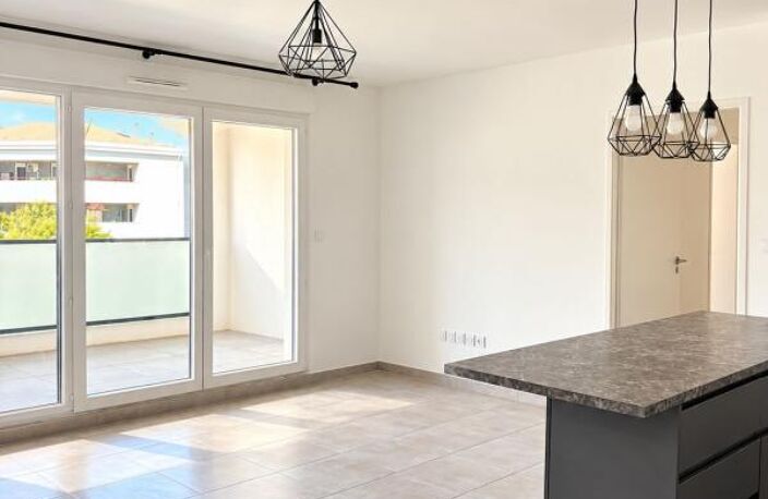 Appartement À Louer — photo 3
