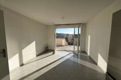Appartement 2 pièces 923 €