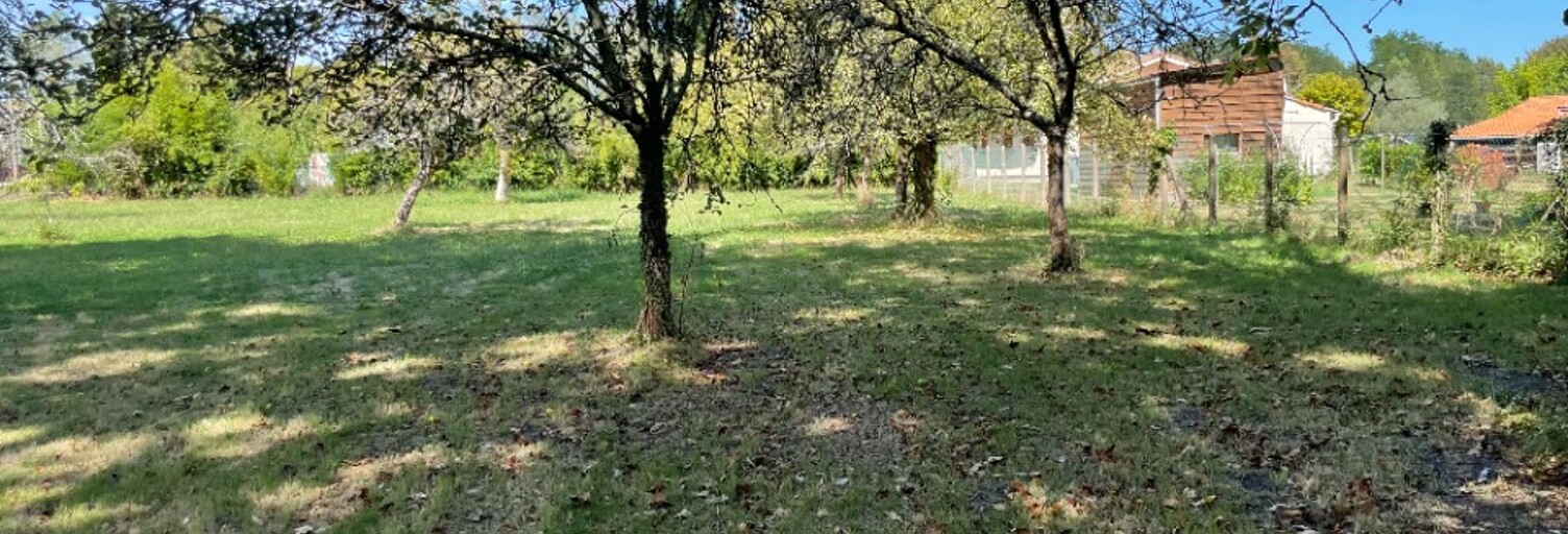 Terrain  1400 m² à vendre à Le Tuzan (33125)