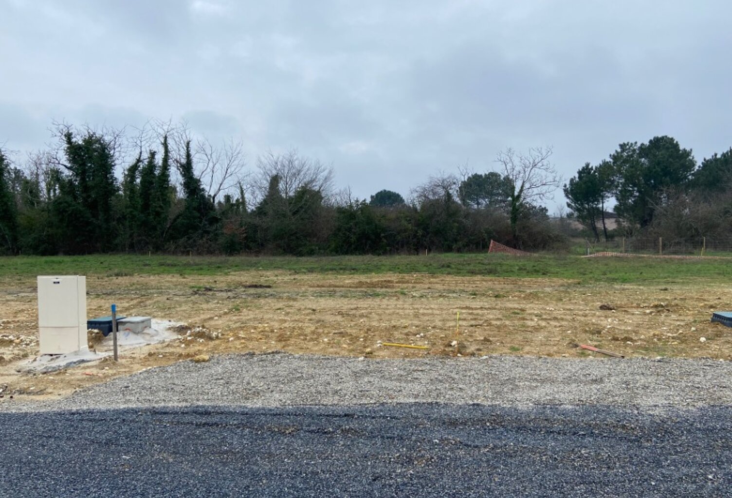 Terrain à bâtir à Arès (33740) — photo 1
