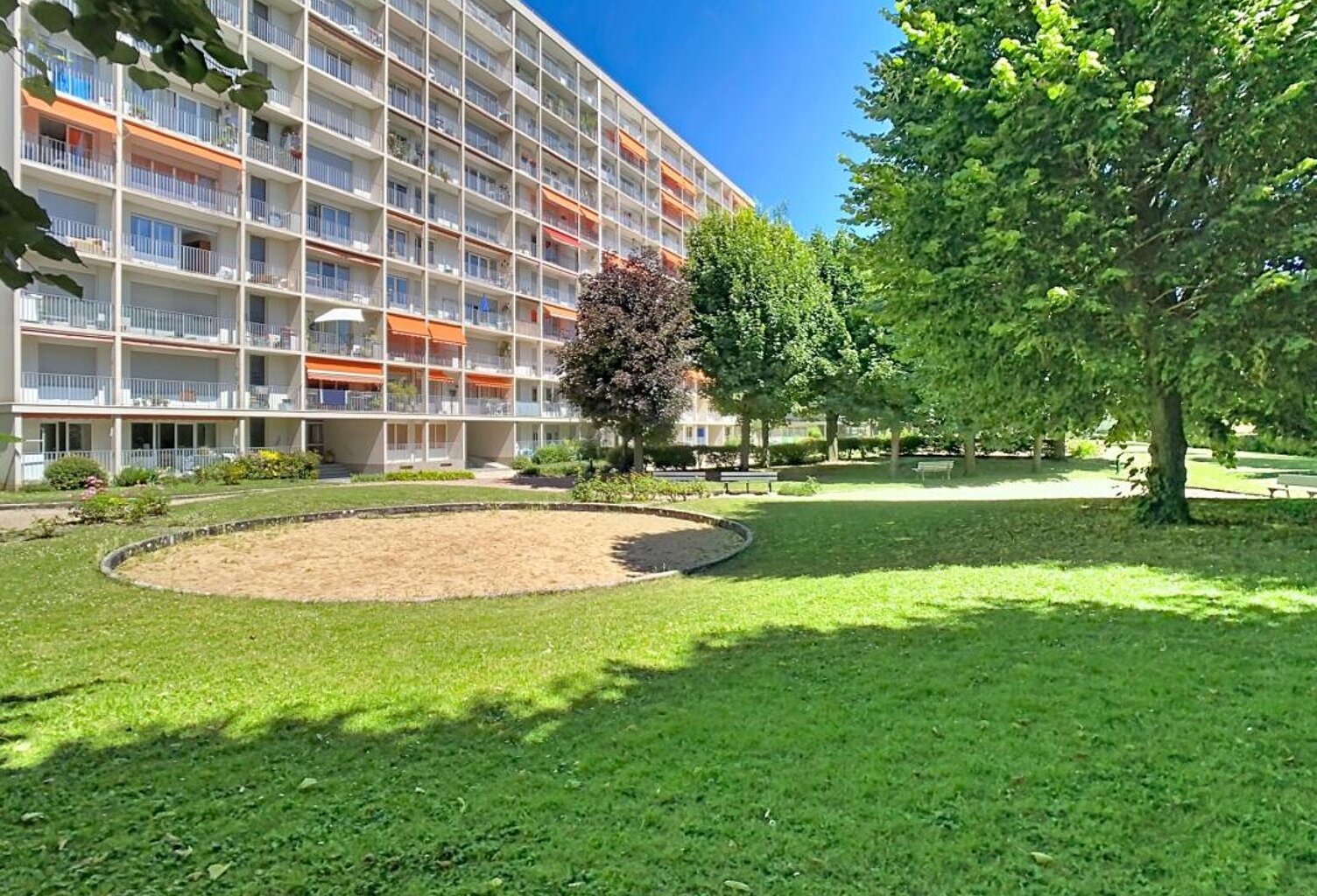 MAISONS-ALFORT - 4 PIÈCES 79m² LC AVEC BOX ET CAVE - 3ÈME ÉTAGE AVEC ASCENSEUR — photo 1