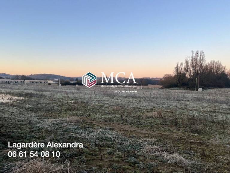 Terrain à bâtir à Damazan (47160) — photo 1