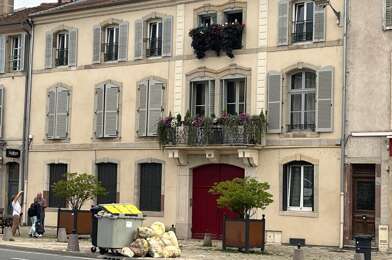 Appartement 9 pièces 228000 €