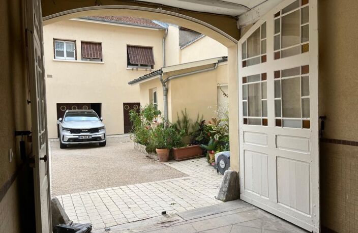 GRAND APPARTEMENT AVEC TRES BELLE VUE!!! — photo 3