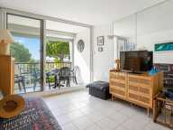 LA GRANDE-MOTTE (34280) – STUDIO CABINE AVEC COIN NUIT – 31,59 M² – BALCON – VUE MER & PORT – EXPOSITION SUD – ASCENSEUR — photo 4
