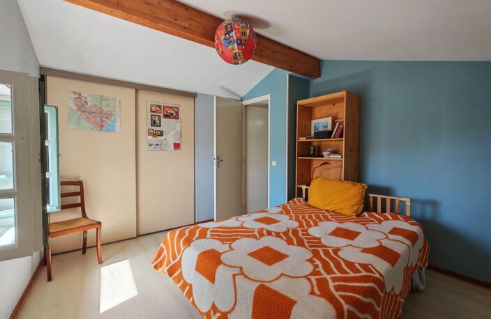 Immeuble de rapport avec T2 loué, T4 libre et garage à Pavie. Idéal investisseur — photo 4