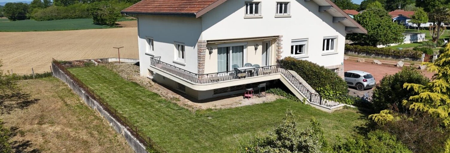 Maison 9 Pièces 221 m² à vendre à Montrevel-en-Bresse (01340)