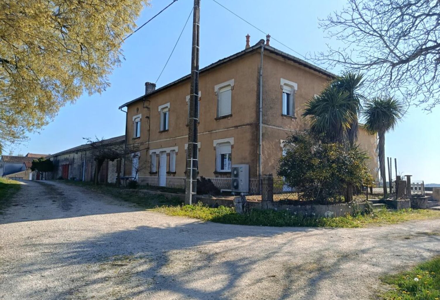Maison à vendre 8 pièces MONBAZILLAC (24) — photo 1