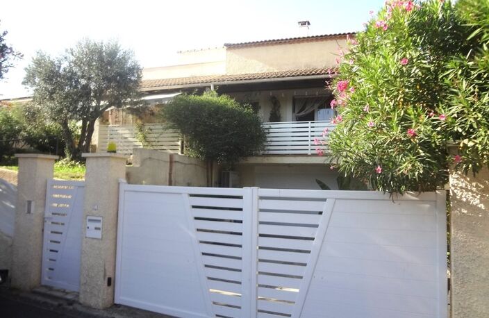 Maison à vendre 6 pièces VIAS (34) — photo 2