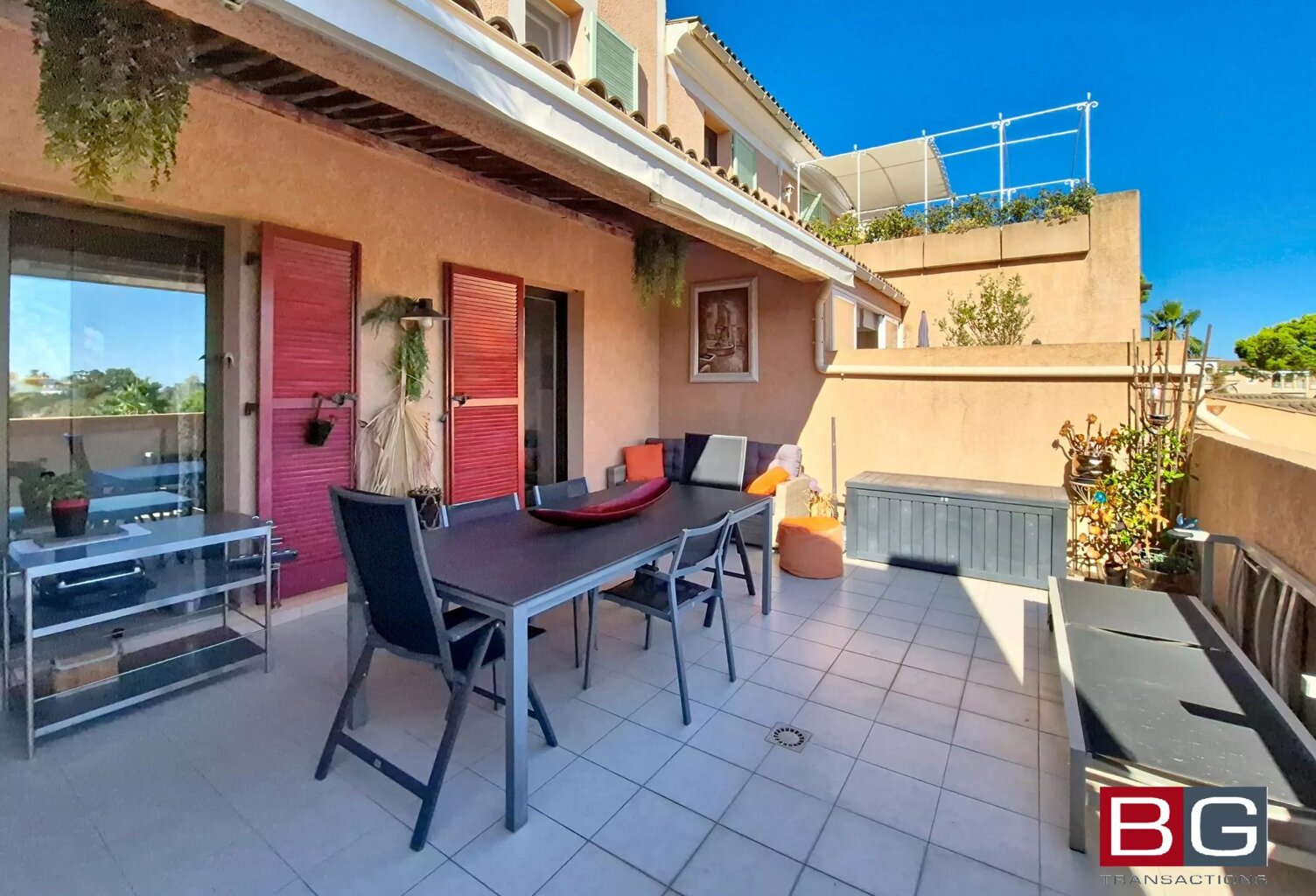 Appartement moderne 2 chambres Hauts de Vaugrenier — photo 1