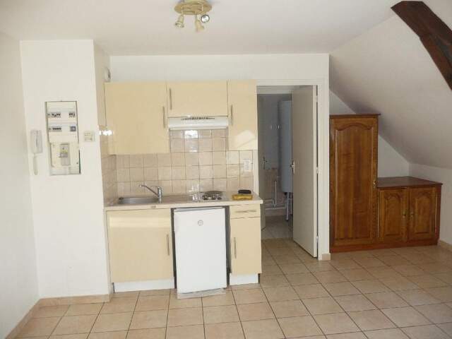 Appartement de 35m2 à louer sur Sens — photo du bien