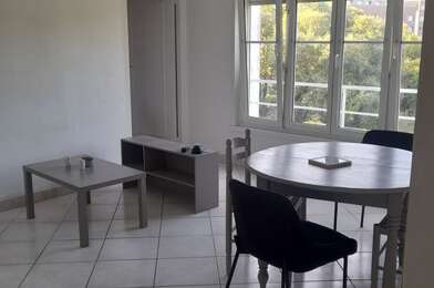 Appartement 3 pièces 920 €