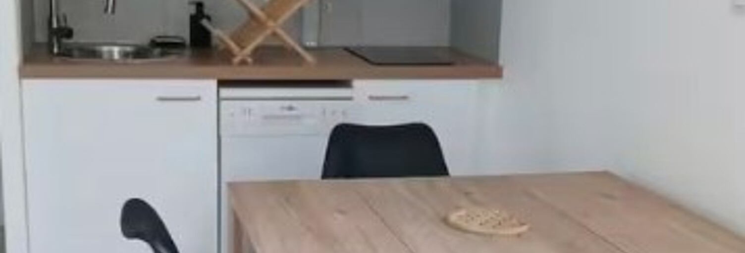 Maison 3 Pièces 36 m² à louer à Hourtin (33990)